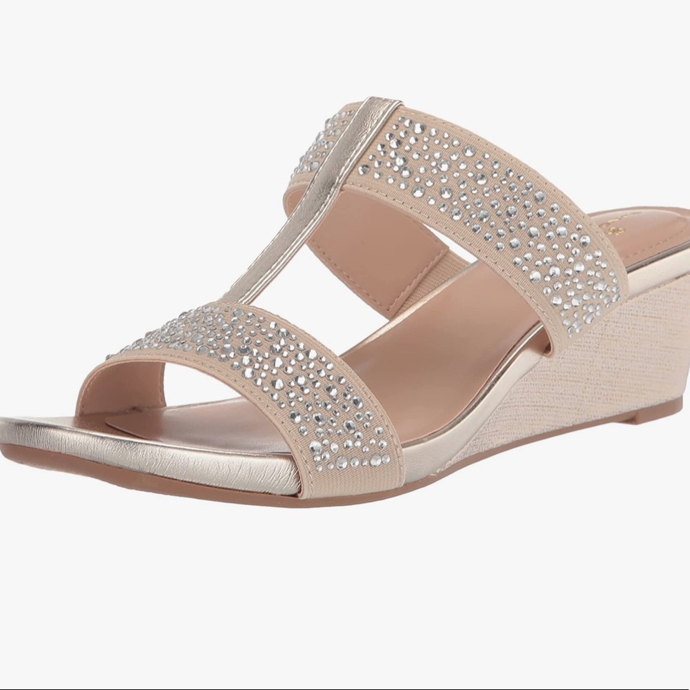 Bandolino Wedge Sandals